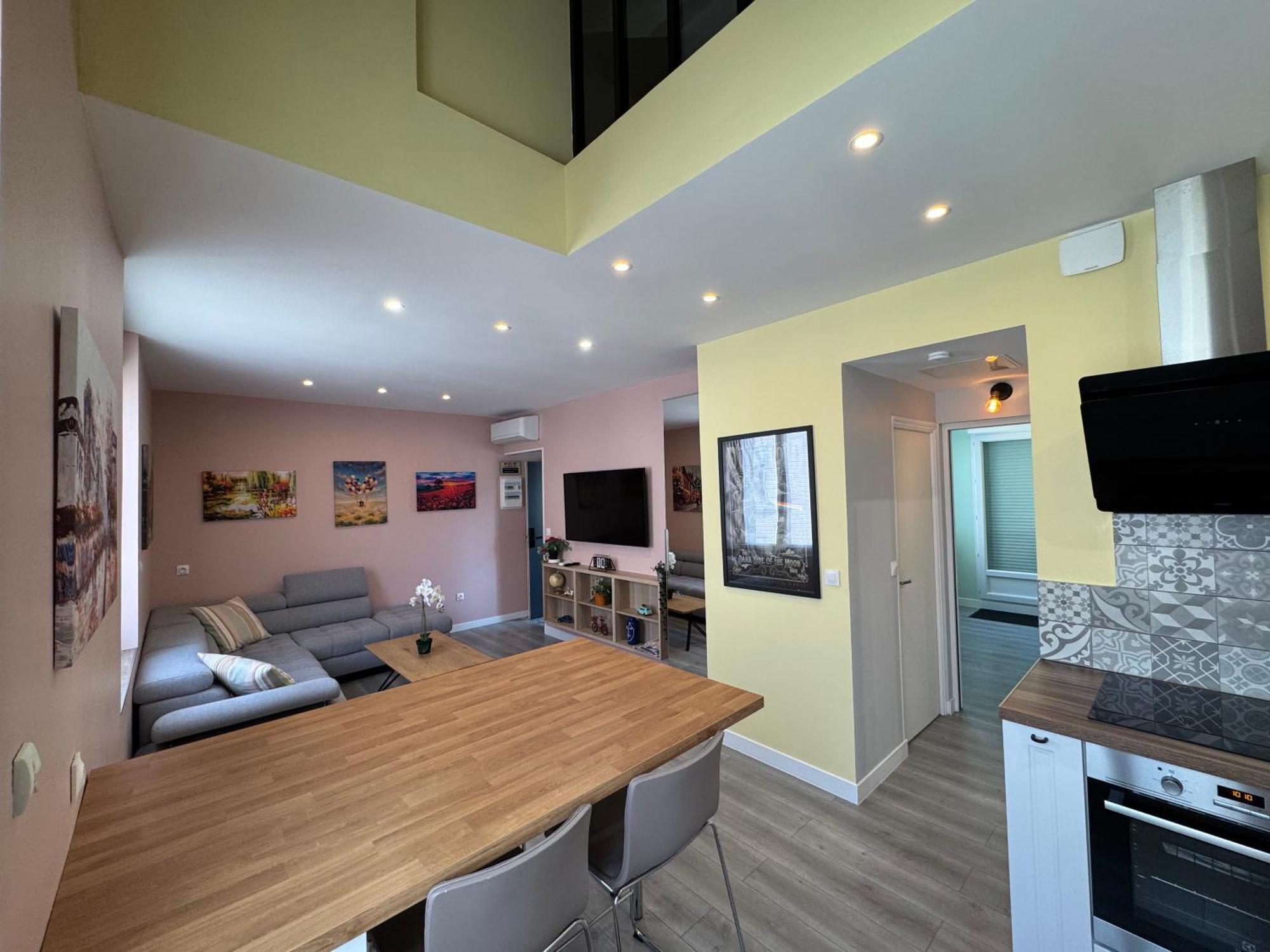 70M2 Climatise - Parking Prive - Lycee Roosevelt - Reims Arena Appartement Buitenkant foto